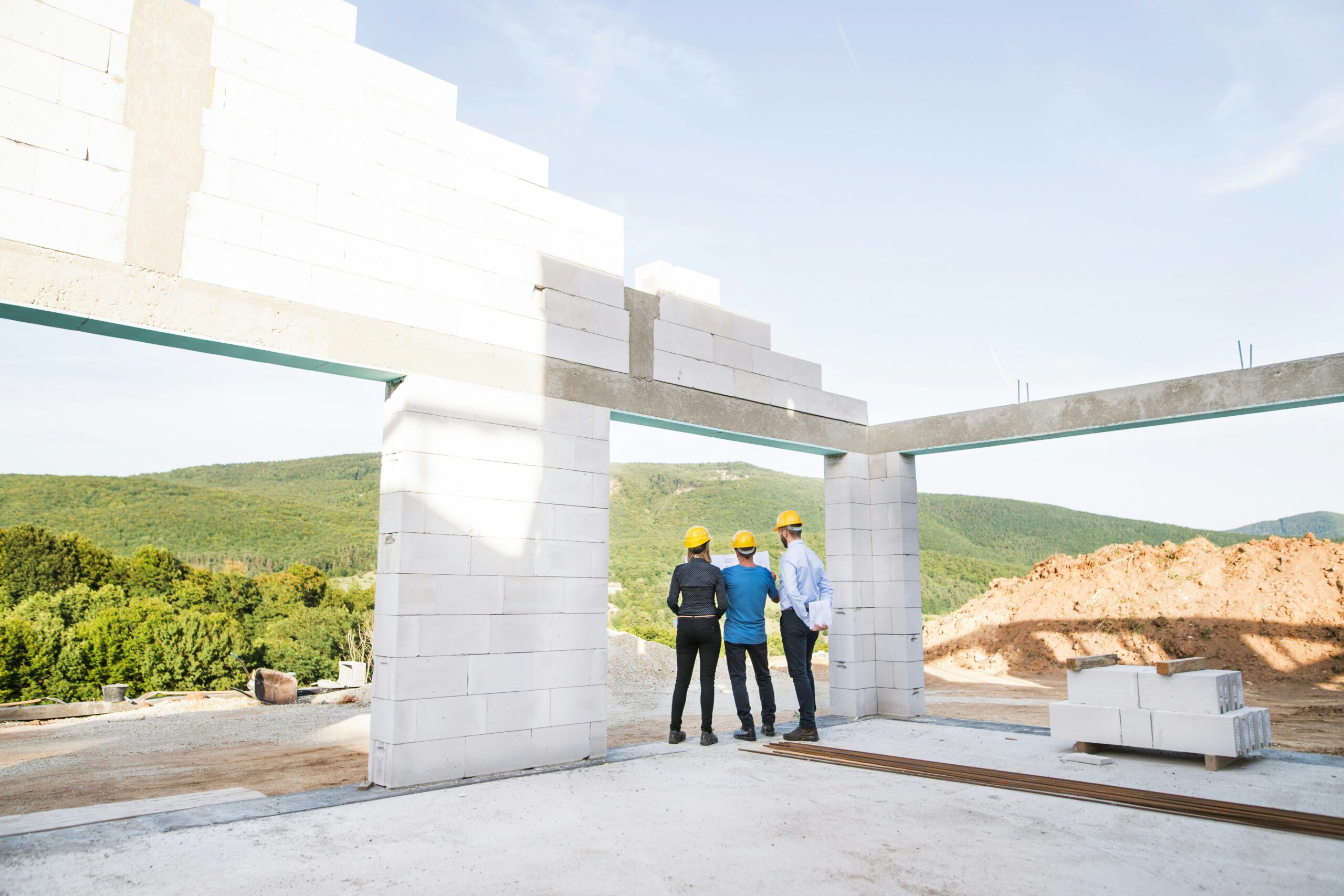 workers-are-considering-waterproofing-foundation